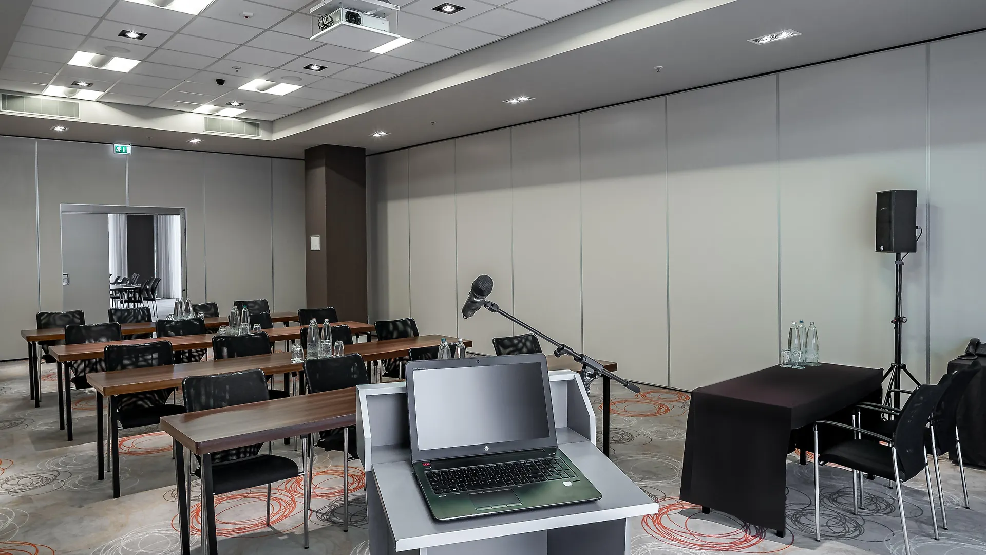 Holiday Inn Amsterdam - Arena Towers By Ihg Hotel